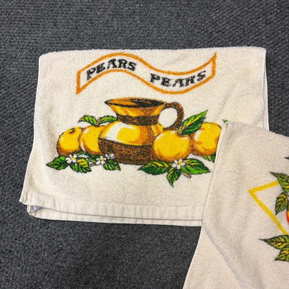 Vintage Kmart Fruit Hand Towel Set Pears Peaches Cotton Cream Retro Kitchen 2pc